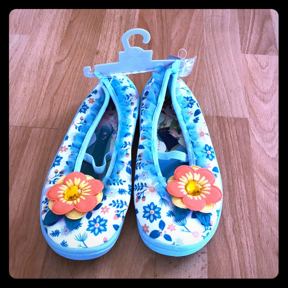 Disney Anna & Elsa Flats/slippers